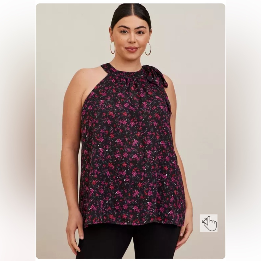 Torrid size 00x 10 M/L Crinkle Lurex Chiffon Halter Top Black Floral